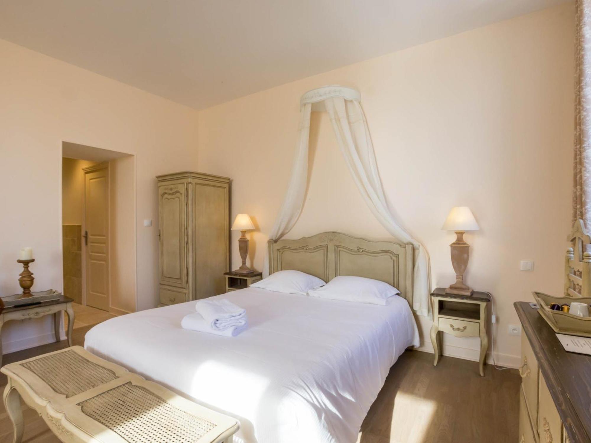 Le Cara - 4 Appartements Calmes Et Chics Au Coeur De Beaune โบน ห้อง รูปภาพ