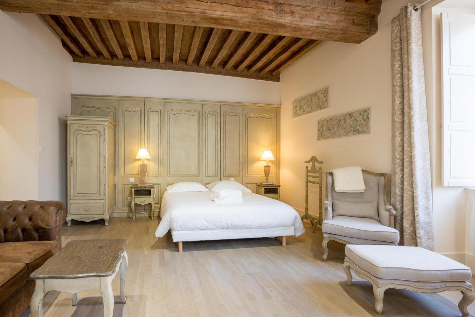 Le Cara - 4 Appartements Calmes Et Chics Au Coeur De Beaune โบน ห้อง รูปภาพ