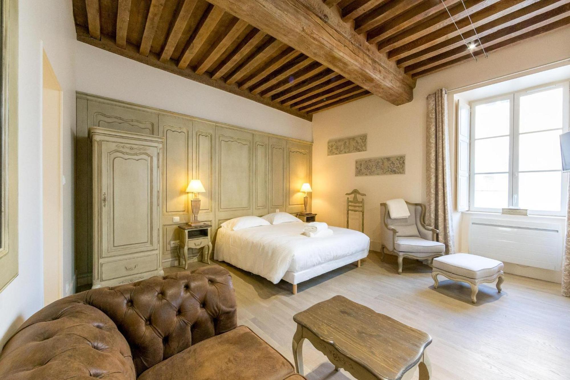 Le Cara - 4 Appartements Calmes Et Chics Au Coeur De Beaune โบน ห้อง รูปภาพ